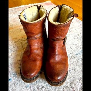 Leather 🥾 boots  Frye Brand made from Mexico 🇲🇽